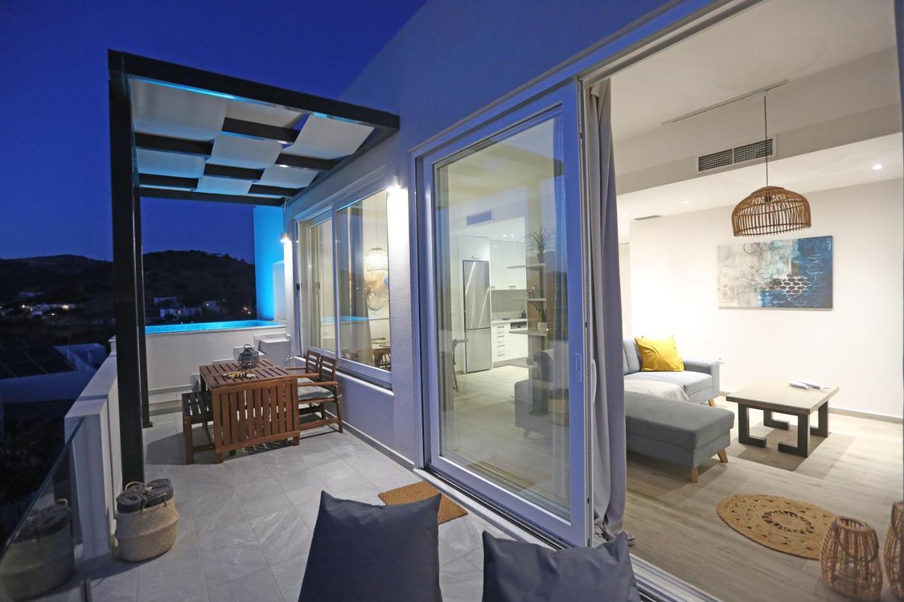 Villa Mare Syros Finikas  Luaran gambar